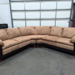 Home Line Furniture Sectional *Delivery Available*