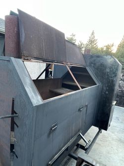 Large Heavy-Duty Steel BBQ Smoker Pit