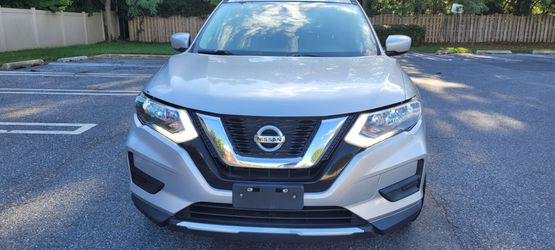 2017 Nissan Roque s