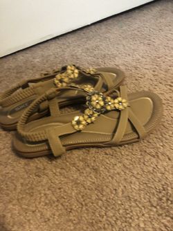 Sandals Size 7 1/2