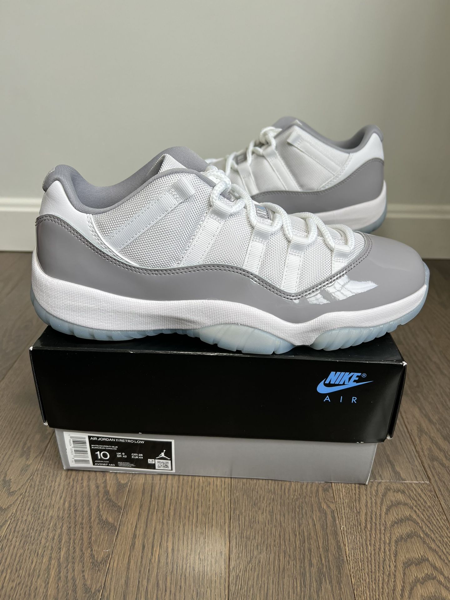 Air Jordan 11 Retro Low Cement Gray Size 10