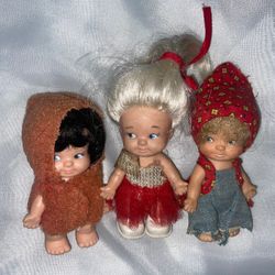 Vintage 1960s Pee Wee Dolls 