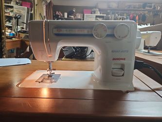 Janome S-750