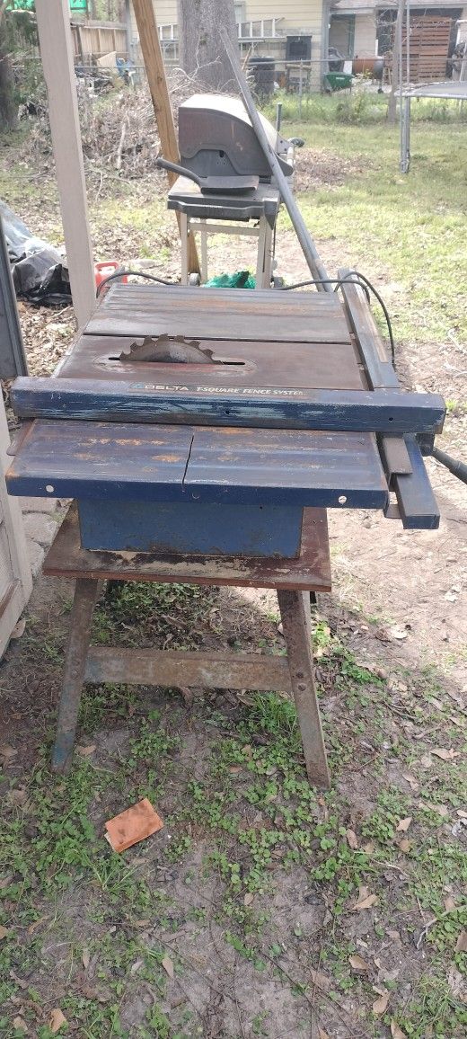 Delta t-square Fence Table Saw