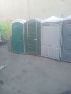 Portable restroom