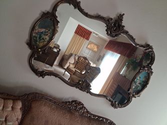 Living room mirror antique