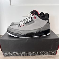 Air Jordan 3 Retro - Size 8