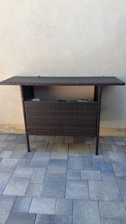 Outdoor table