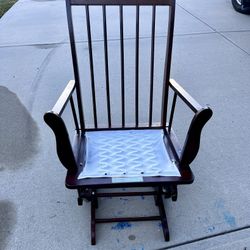 Rocking/ Glider Chair ; Nursery, Kids Room 