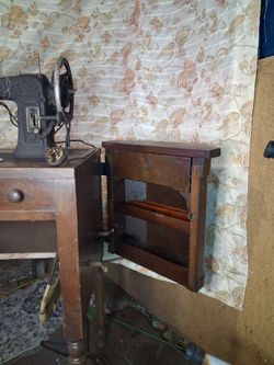 Vintage White Rotary Sewing Machine in Wooden Cabinet – Electric, Light & Attachments