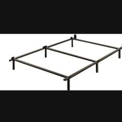 Zinus Paige Compack 7 Inch Heavy Duty Bed Frame, for Box Spring and Mattress Sets, Twin, Black