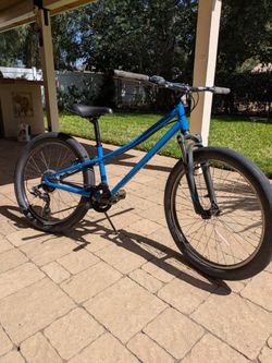 Specialize hard Rock 24-in rims