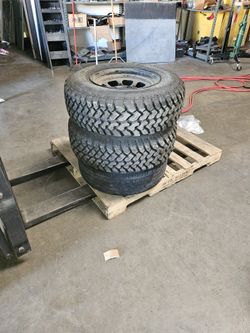 5x 5.5 Wheels & Tires Lt235/75r15