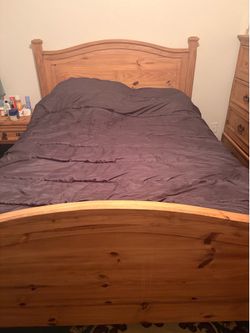 Bedroom set