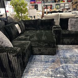 Perfect Sectional W/ottoman! $899 🧡☎️✨