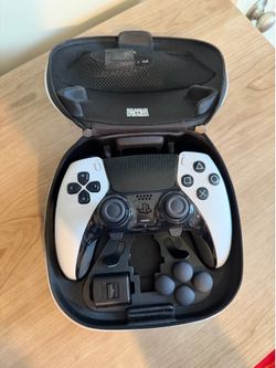 Sony PlayStation 5 DualSense Edge Wireless Controller