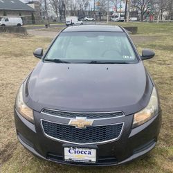 2011 Chevrolet  Cruz  Lt ** Fully Loaded 