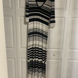 BCBG Black & Off White Maternity Dress