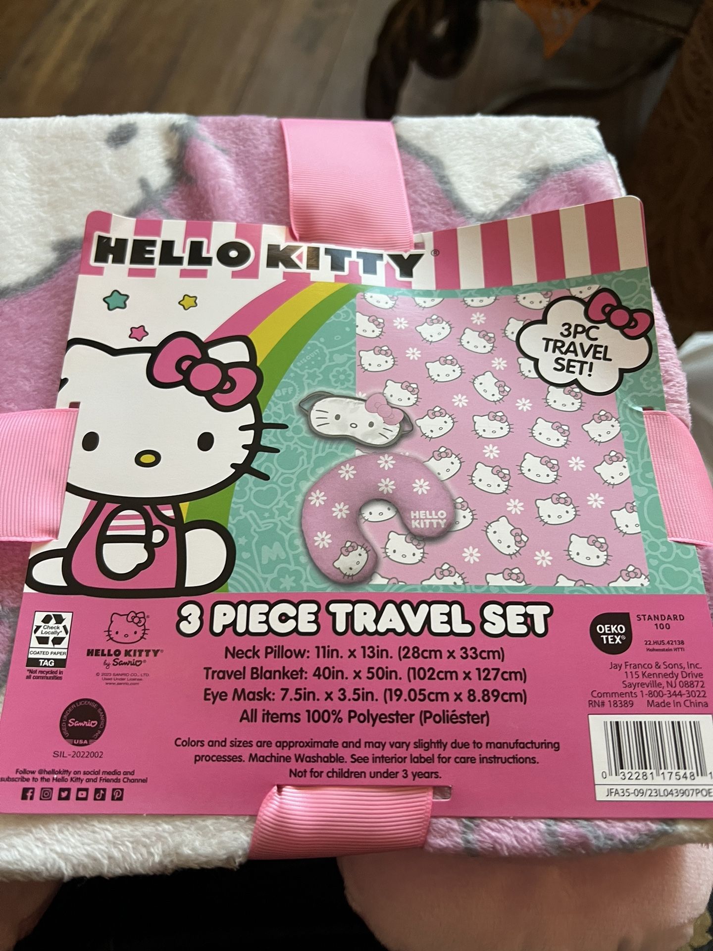 Hello Kitty Travel Set