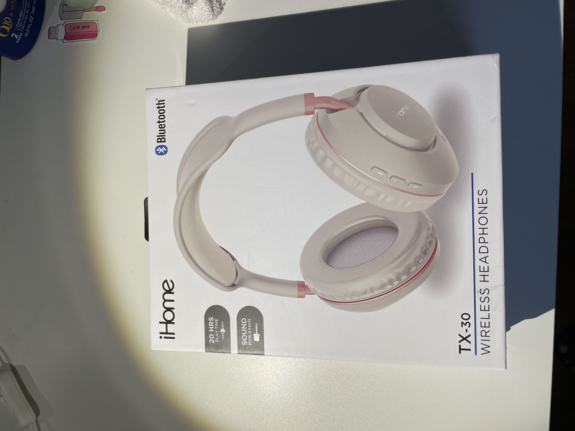 New iHome TX-30 Wireless Headphones