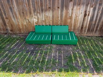 FOAMNASIUM BLOCKSY PLAY COUCH — EMERALD