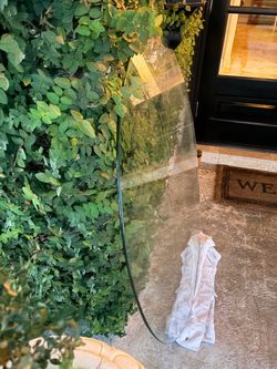 60” Round Glass