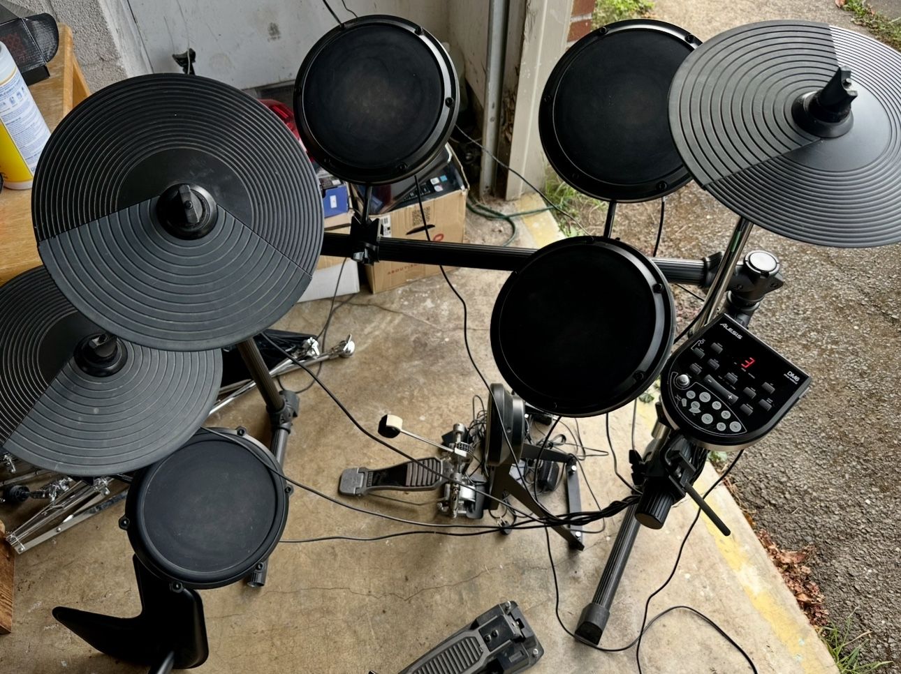 Alesis dm6 Electronic drums 