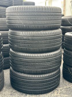 SET OF TIRE 275 45 20 PIRELLI 85% LIFE