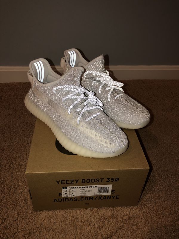 Clear striped Adidas Yeezy Boost 350 V2s Catch 'static' Baskets