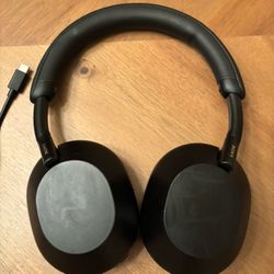 Sony WH-1000XM5 Premium Noise Canceling Headphones, Black Excellent Condition