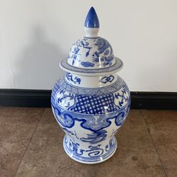 Large Vintage Chinoiserie Temple Jar. Blue and White Porcelain. 18" Tall