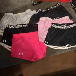 Youth Large  Girls Under Armour  Shorts