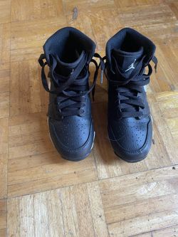 Kids Jordan cleats size 1 1/2