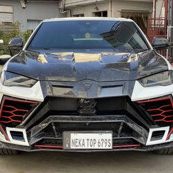 Lamborghini URUS modified Mansory body kit dry carbon prepreg material