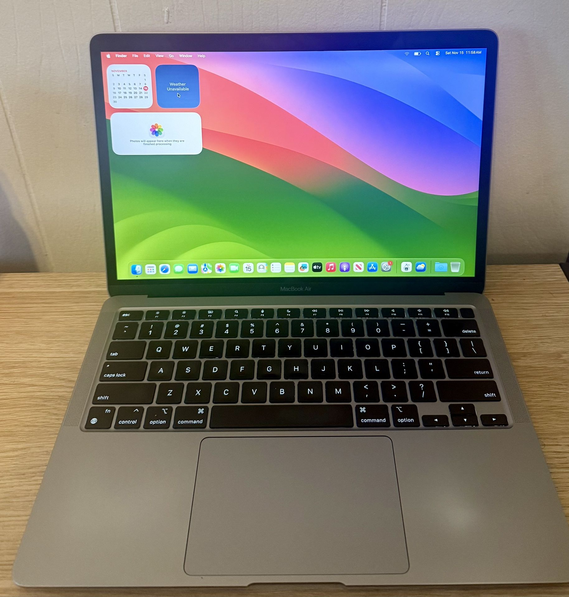 MacBook Air M1 (2020) 