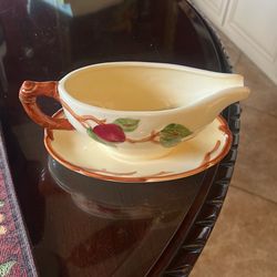 Franciscan, Apple Gravy Dish