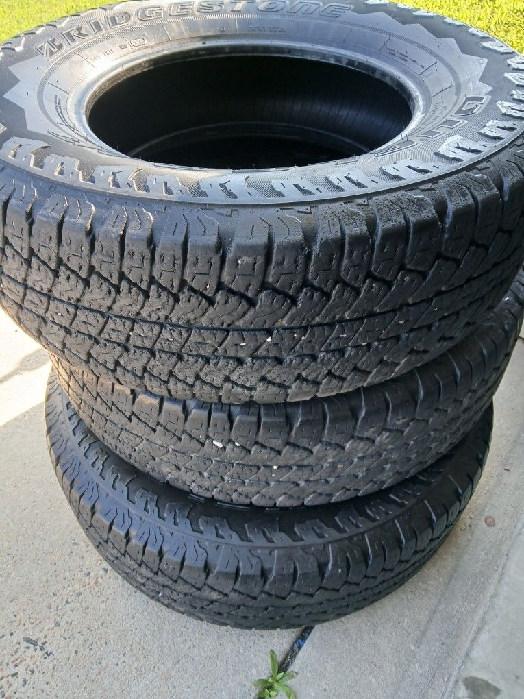 3 265 70 R 17 BRIDGESTONE TIRES