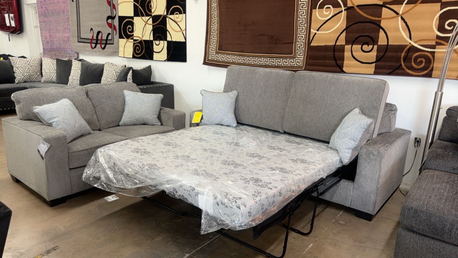 ✅🇺🇸💵sofa and loveseat from ashleys home store memory foam queen sleeper included $1299