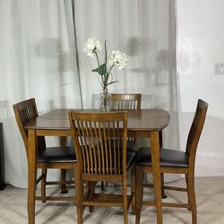 Ashley Furniture High Dining Table with 4 Chairs PERFECT FOR APARTMENT