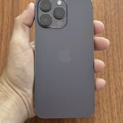 Unlocked Apple iPhone 14 Pro Max 256GB Capacity..