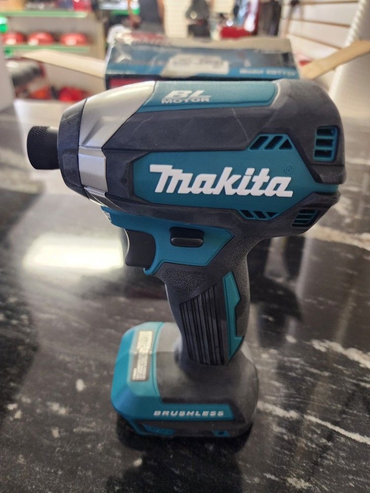 Makita Impact Wrench & Driver XD