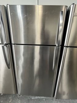 Refrigerator Frigidaire 30”