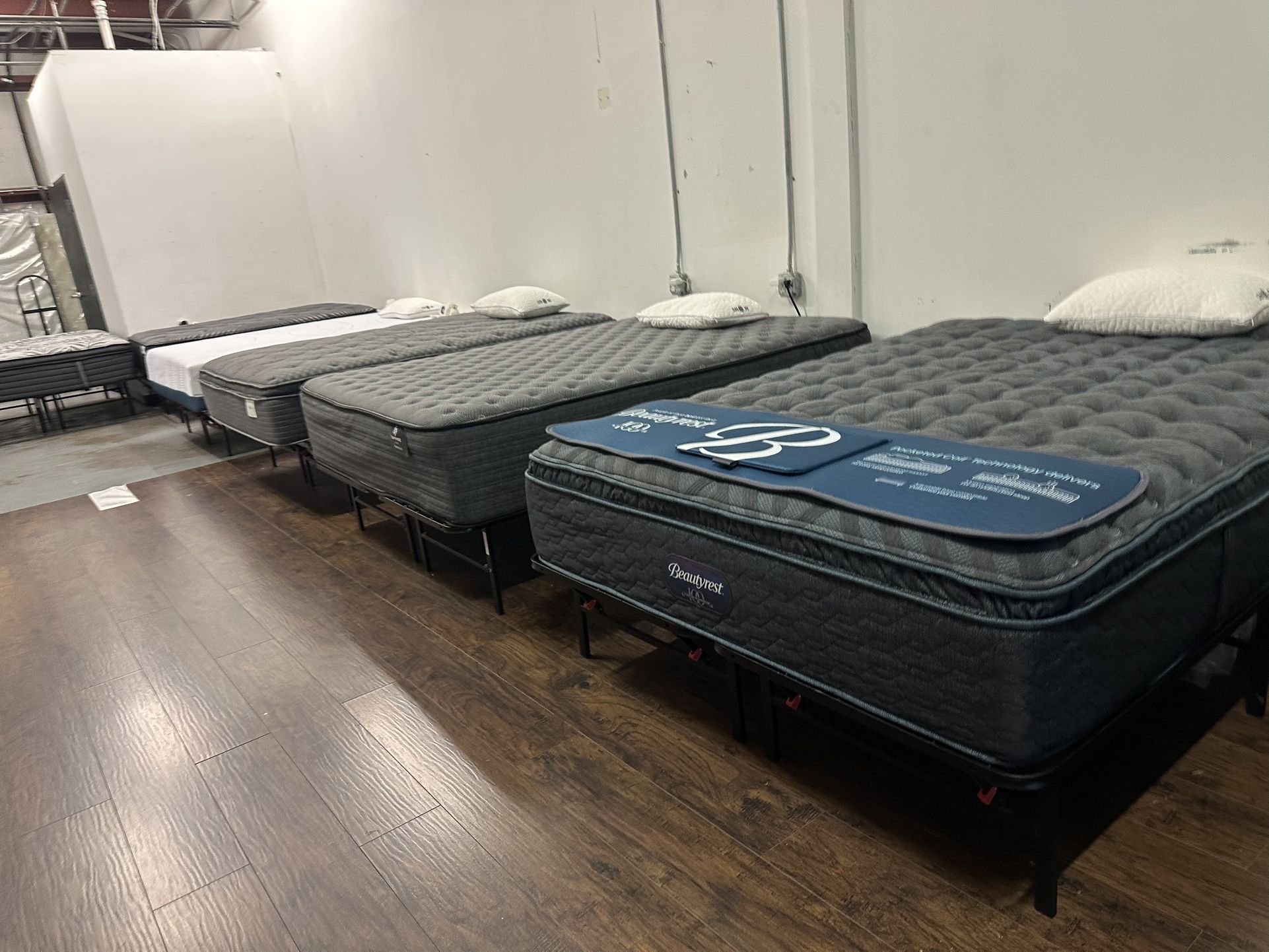 Take a Mattress Home with NO MONEY! (info in details)