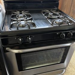 Frigidaire Gas Stove 