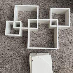 2 Shelves 