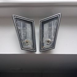 1(contact info removed) Monte Carlo Rear License Plate Light Housing 