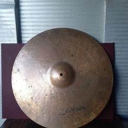 Zildjian 20" Avedis ZBT Plus Medium Ride Cymbal 