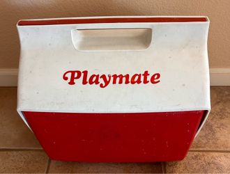 Cooler - VINTAG Igloo Playmate inside dimensions 8 1/2” x 12 1/2”