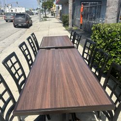 Tengo 11 Mesas Y 32 Sillas En Venta
