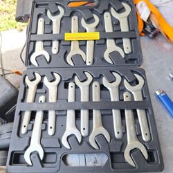  Pittsburgh 15-piece Service Wrench Set,